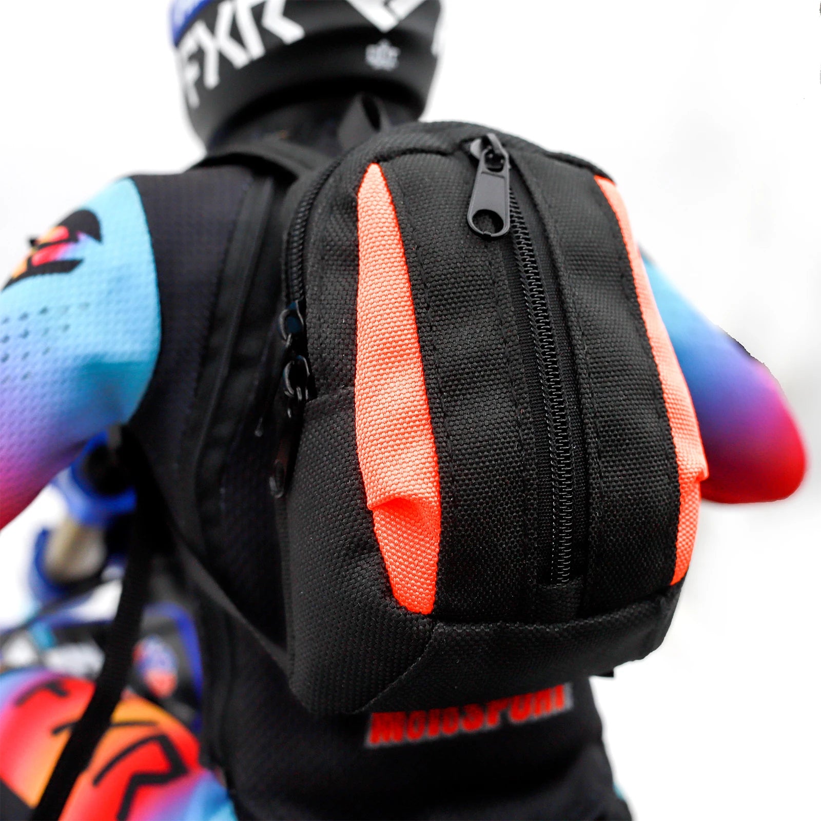 1PCS Mini Spare Wheel Kit Outdoor Climbing Backpack for motorcycle 1/8 1/24 1/10 RC Crawler Car Traxxas TRX4 AXIAL SCX10 RC4WD